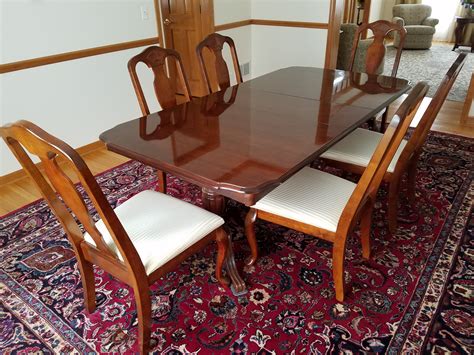 Very Nice Solid Wood Dining Set Cherry Finish Table And