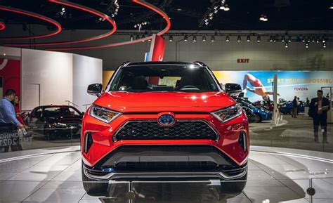 From spartan to swanky to outdoorsy, the 2021 toyota rav4 offers something for almost everyone, which earned it an editors' choice award. 2021 Toyota Rav4 Se 302 Hp Xle Premium Trd Off Road ...