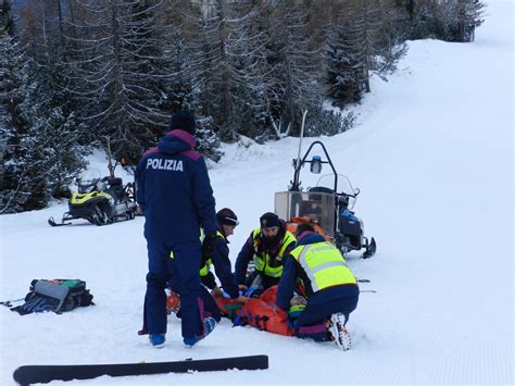 Incidente Sugli Sci Grave Infortunio Sulla Stelvio Prima La Valtellina