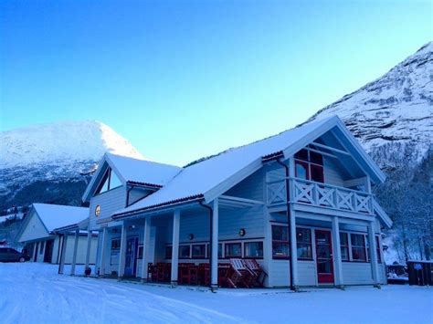 11 stardalen stock video clips in 4k and hd for creative projects. Stardalen - Bygda under breen