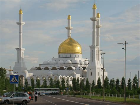 Dsc Central Mosque Nur Astana Msykos Flickr