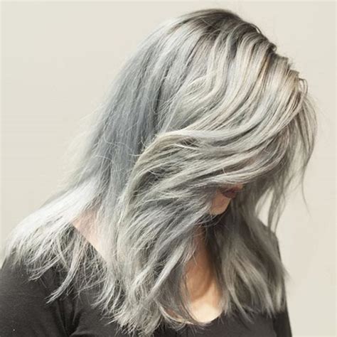 Grey Hair Trend 20 Glamorous Hairstyles For Women 2020 2021