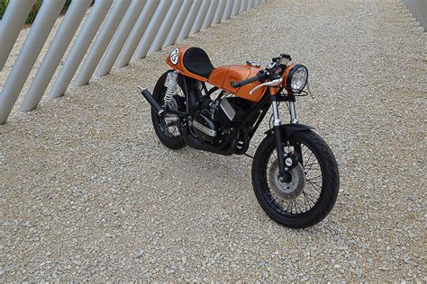 Honda crf 450r cafe racer. Yamaha RD 250 Cafe Racer - heiße "73" von Pascal Locher