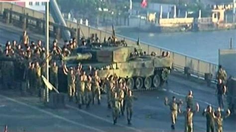 Thousands In Military Detained As Turkey S Government Reasserts Control