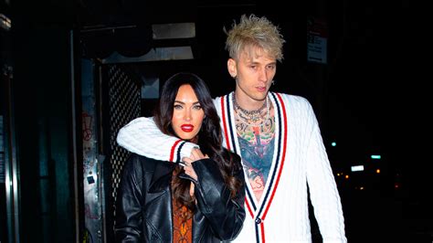 Megan denise fox is an american actress and model from tennessee. Rumores de compromiso entre Megan Fox y Machine Gun Kelly