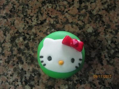 Es elegante, cómodo y muy divertido, no hay cocinitas que se resista a ponerse el delantal con el famoso huevo. Cupcakes de navidad - - Receta - Canal Cocina