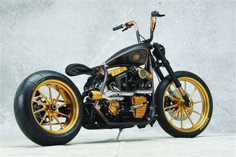 Traction rear wheel for harley touring. 2009 - ROLAND SANDS DESIGN - Black Beauty, Modified Harley ...