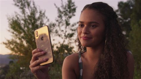Apple Iphone Smartphone Of Madison Pettis As Annie In American Pie