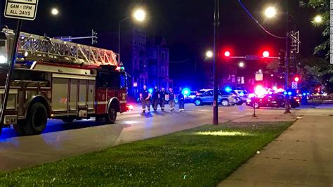 Chicago Shootings 7 People Died And 52 Were Wounded Due To Gun