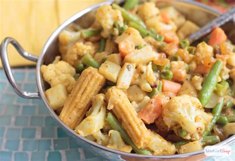 A light and early dinner in the summers helps in easy digestion. Romantic Indian Dinner for Two - Atta Girl Says