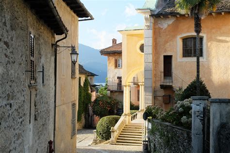 Lake como (lago di como) is one of the famous italian lakes destinations, not far from milan in the north of italy. Lake Orta - Most Beautiful and Romantic of all Italian Lakes