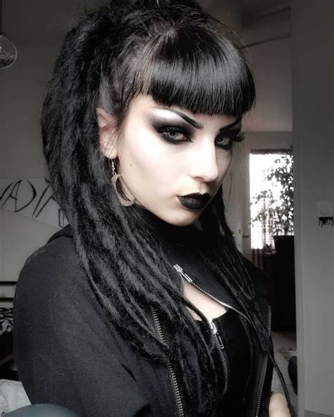 Catharsis Gothic Hairstyles Gothic Fashion Goth Hair