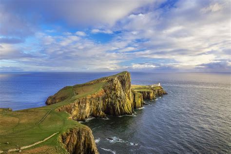 Photo courtesy of john allan. Фото бесплатно Neist Point Lighthouse, Isle of Skye, Маяк Нейст-Пойнт - на рабочий стол