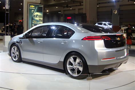 My friend's car needed a jump today and i wasn't able to help. File:Chevrolet Volt WAS 2010 8845.JPG - Wikimedia Commons