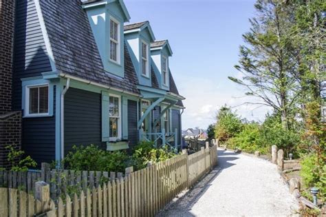 View tripadvisor's 3,288 unbiased reviews, 4,505 photos and great deals on 168 vacation rentals, cabins and villas in long beach, wa Seabrook Cottage Rentals (Pacific Beach, WA) - Resort ...