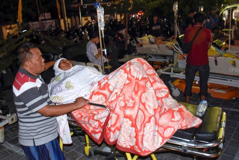 Au moins 91 morts après un séisme de magnitude 6,9 en Indonésie — RT en 