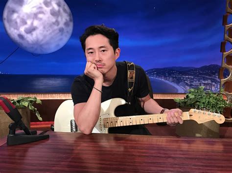 Glenn From Walking Dead Is Gone — But Steven Yeun Is The Instagram