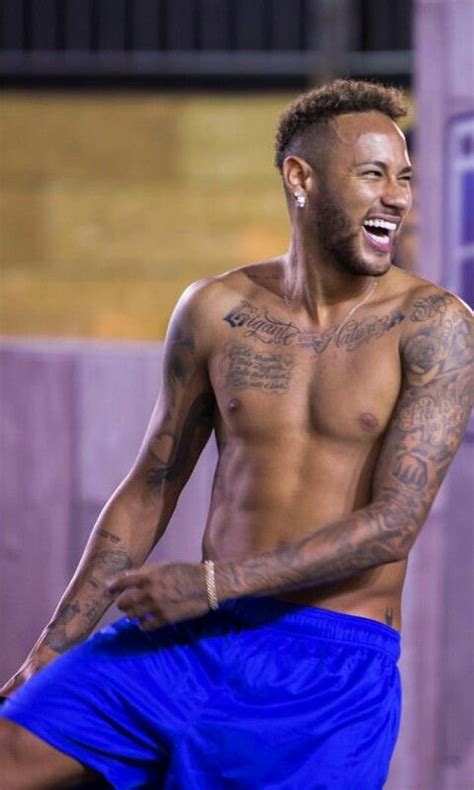 Pin De X En Neymar Hombres Sexys Tatuados Neymar Fútbol