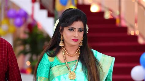 Priya Raman In Sea Green Saree Outfit Celebrity Clothing Charmboard