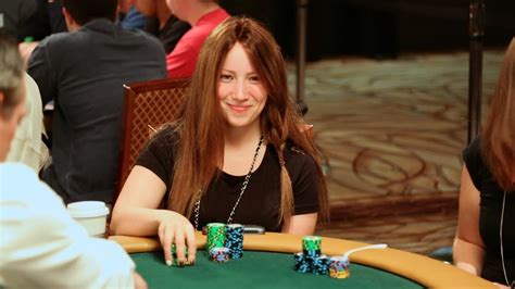 Mereka memiliki permainan poker online terlengkap seperti qq. Situs Judi Poker Online Terpercaya | Game Judi Online ...