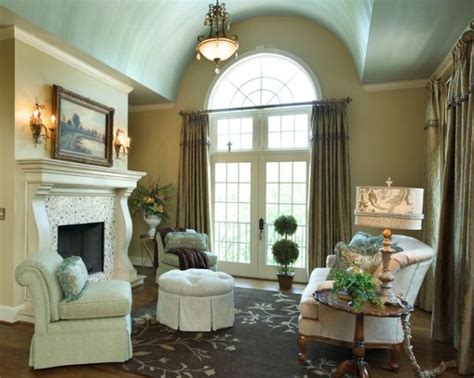 An Overview Of Arched Windows Treatments Decorifusta