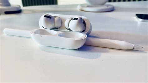 Airpods Pro Review Im Torn Youtube