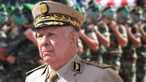أفغانستان التي باتت حديث كل وسائل الاعلام العالمية والإقليمية طرأ جديد لحظة سقوط أفغان من طائرة عسكرية تسللوا إليها أثناء مغادرتها مطار كابل ، فيما فريق دار الحياة وضع لكم فيديو لحظة سقوط أفغان من طائرة عسكرية في كابل اليوم وهو على النحو التالي وزارة الدفاع الوطني تصدر بيانا حول سقوط الطائرة العسكرية ...