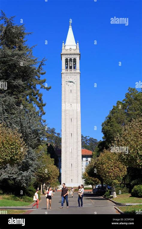 Campanile Tower University California Berkeley Hi Res Stock Photography And Images Alamy