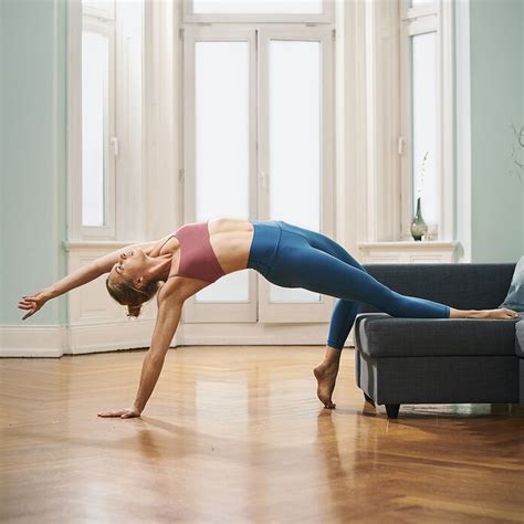 Couch Yoga 7 Übungen Für Yoga Auf Dem Sofa Soul♥sister