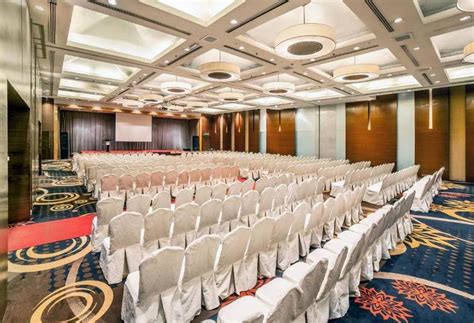Shah alam is on the west of kuala lumpur and is the capital city of selangor state. Hotel Holiday Inn Kuala Lumpur Glenmarie, Shah Alam: as ...