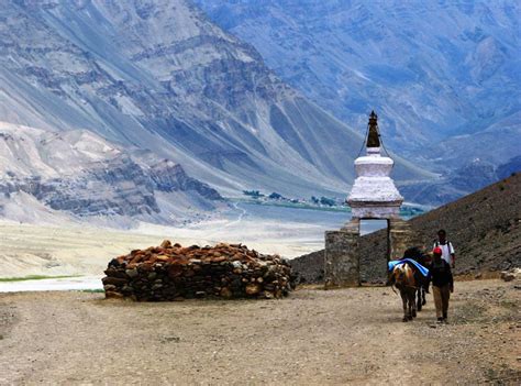 Majestic Ladakh Expedition Climbs Asian Trekking