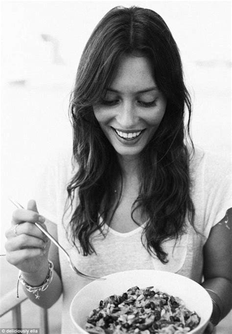 The Story Of Deliciously Ella Healthy Eating App Daily Mail Online