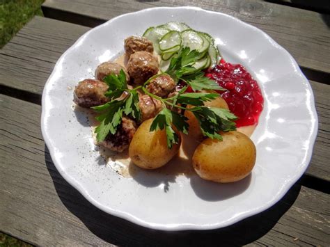 There is some traditional food in sweden you should definitely try, because it's really delicious. Food and drink in Sweden - Swedish cuisine - News for foodies