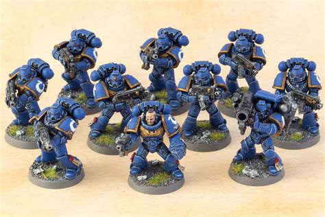 Pin By Jetplane On Ultramarines Warhammer 40k Miniatures Space