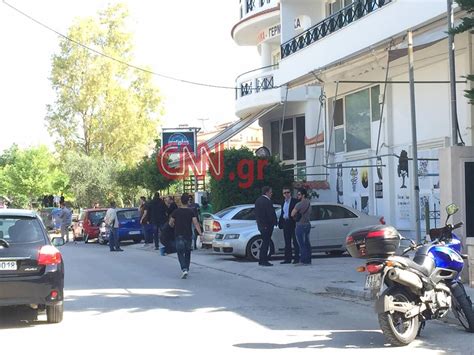Τα νέα στοιχεία συγκλίνουν στο συμπέρασμα πως ο δολοφόνος είναι ο ίδιος ο σύζυγός της, χαράλαμπος. Γλυκά Νερά: Αυτό είναι το αυτοκίνητο των δραστών - Το ...