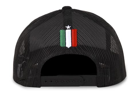 El ganador resultó el once caldas de colombia, que de esta forma obtuvo una plaza para disputar la copa intercontinental 2004 frente al. Gorra Once Caldas Flexfit Negro con gris de malla - Oto Caps