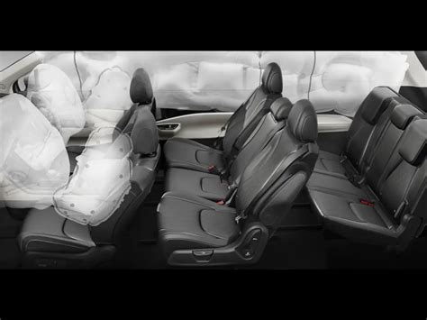 The 8 Passenger 2022 Kia Carnival Has A Captain Kirk Chair Autoblog