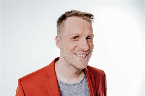 Jun 11, 2021 · dass oliver pocher mal die worte fehlen, passiert eher selten. Oliver Pocher : File:Oliver-Pocher-foto.jpg - Wikimedia ...