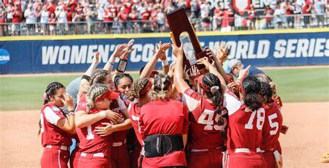 Womens College World Series Finale Day Of The Championship Series Oklahoma Never Trails In