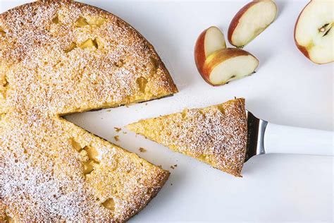 4 äpfel4 ei(er)180 g zucker180 g butter, zimmerwarme180 g mehl1 pck. Apfel Eierlikör Kuchen - kostenloses Rezept mit Foto ...