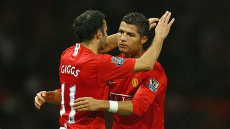 Uefa has been forced to consider whether to continue placing sugary drinks in front of players at press conferences. Giggs rivela: "Arrivai a litigare con Ronaldo per una Coca ...