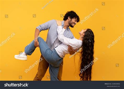 221292 Cute Romantic Couple Stock Photos Images And Photography