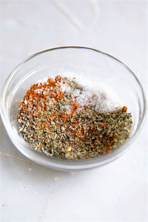 Not surprisingly, this is the cooking temperature that the kitchn recommends too. Baked Chicken Thighs (How to Bake Chicken Thighs) - The Forked Spoon