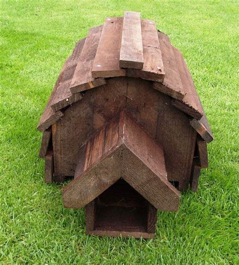 Free Postage Hedgehog House Hibernation Hedgehog Hut Garden