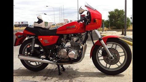 Benelli tnt is an 250cc bike witch produces 28.5ps at 9,800rpm and 21.61nm of torque at 8,000rpm with its liquid cooled engine. Benelli 654 sport rodando - YouTube