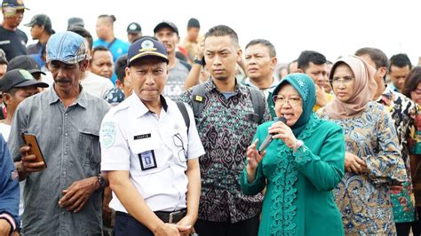 Tidak tertutup kemungkinan masih terjadi hujan, dikarenakan kondisi dinamika atmosfer indonesia yang unik. BMKG Tanjung Perak Bersama Walikota Surabaya Gelar ...