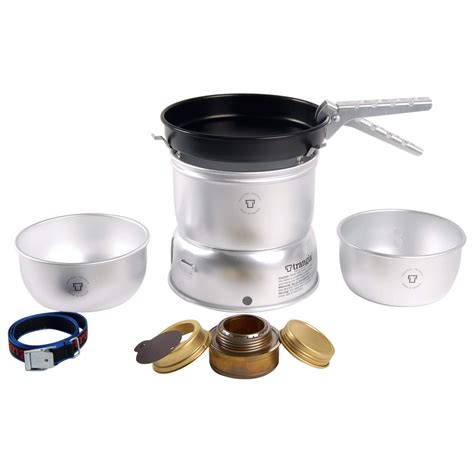 Trangia is best known for it's alcohol burner cup, although trangia also provides burners for those who prefer trangia has a burner system that matches you and the type of outdoor activities you enjoy. Trangia 27-3 Spiritus Sturmkocher | Gratis verzending ...