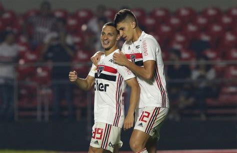 São paulo tem mais uma chance de quebrar tabu em itaquera. Conmebol altera horário de estreia do São Paulo na Copa ...