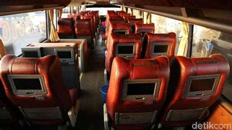 Dimulai dari perusahaan otobus (po) putera mulya, yang meluncurkan trayek bus milik putera mulya menggunakan tipe scania double decker. Sensasi Naik Bus Tingkat Pulang Pergi Jakarta-Semarang