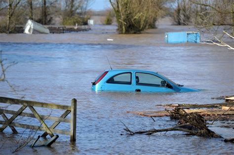 severe flood warnings for river thames upstream of london ctv news